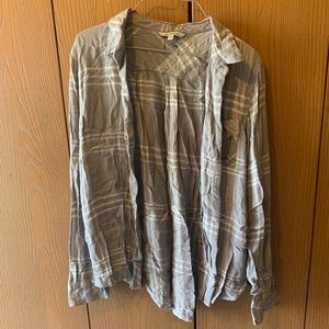 🌼 3/$25 Calvin Klein Plaid Button Up Shirt